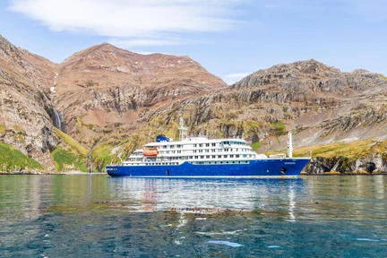 Antarctica - Whale watching discovery and learning voyage - Aurora Australis / Southern Lights - gallery 3