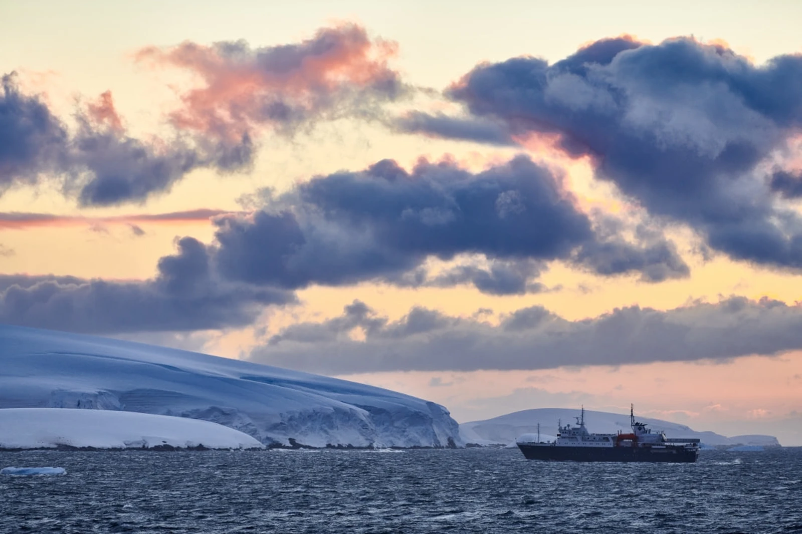 Remote Weddell Sea Explorer - incl. helicopters - gallery 2